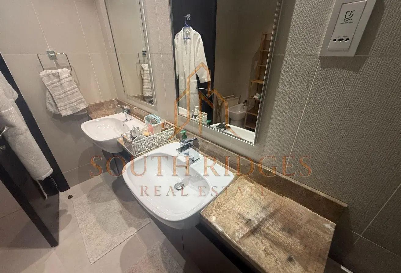Exclusive | Furnished Option | Vacant Soon