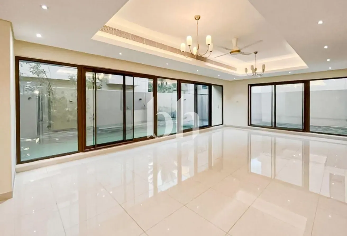Corner Unit | Landscaped | Great Location