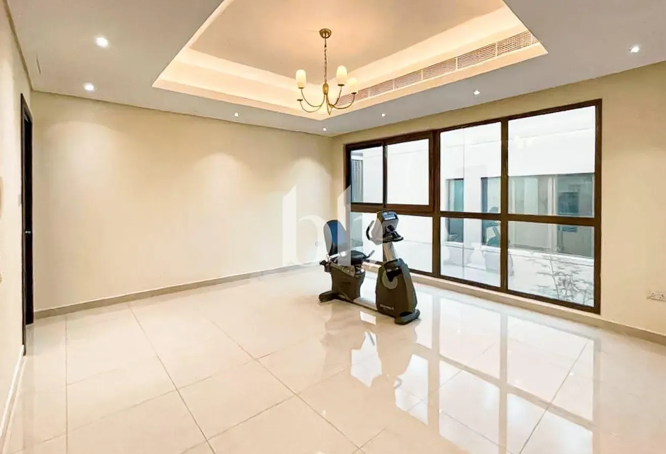 Corner Unit | Landscaped | Great Location