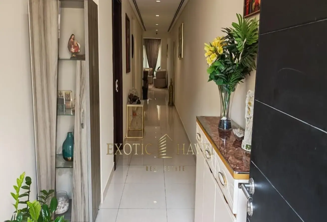 Near Park | Large Layout | Unfurnished