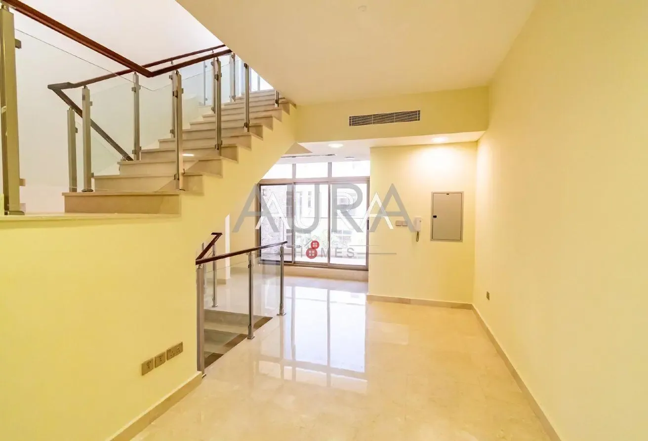 Corner Unit | Single Row | Call to View