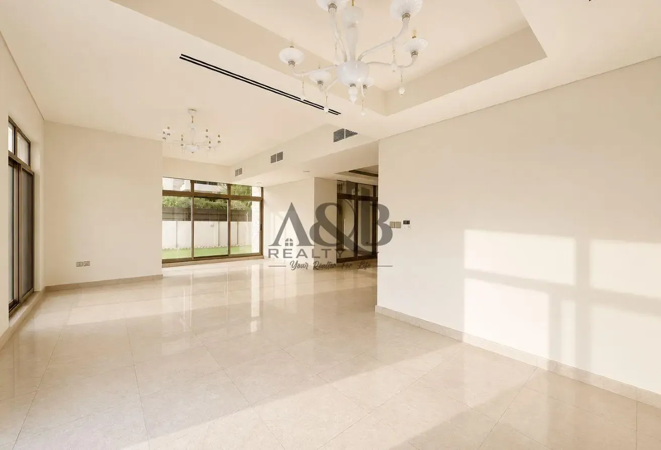 LARGE CORNER PLOT | ALL ENSUITE | GATED COMMUNITY