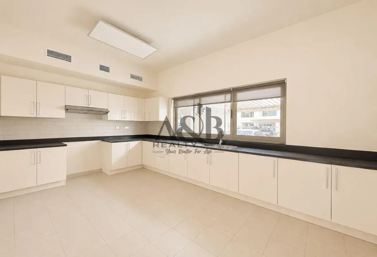 LARGE CORNER PLOT | ALL ENSUITE | GATED COMMUNITY