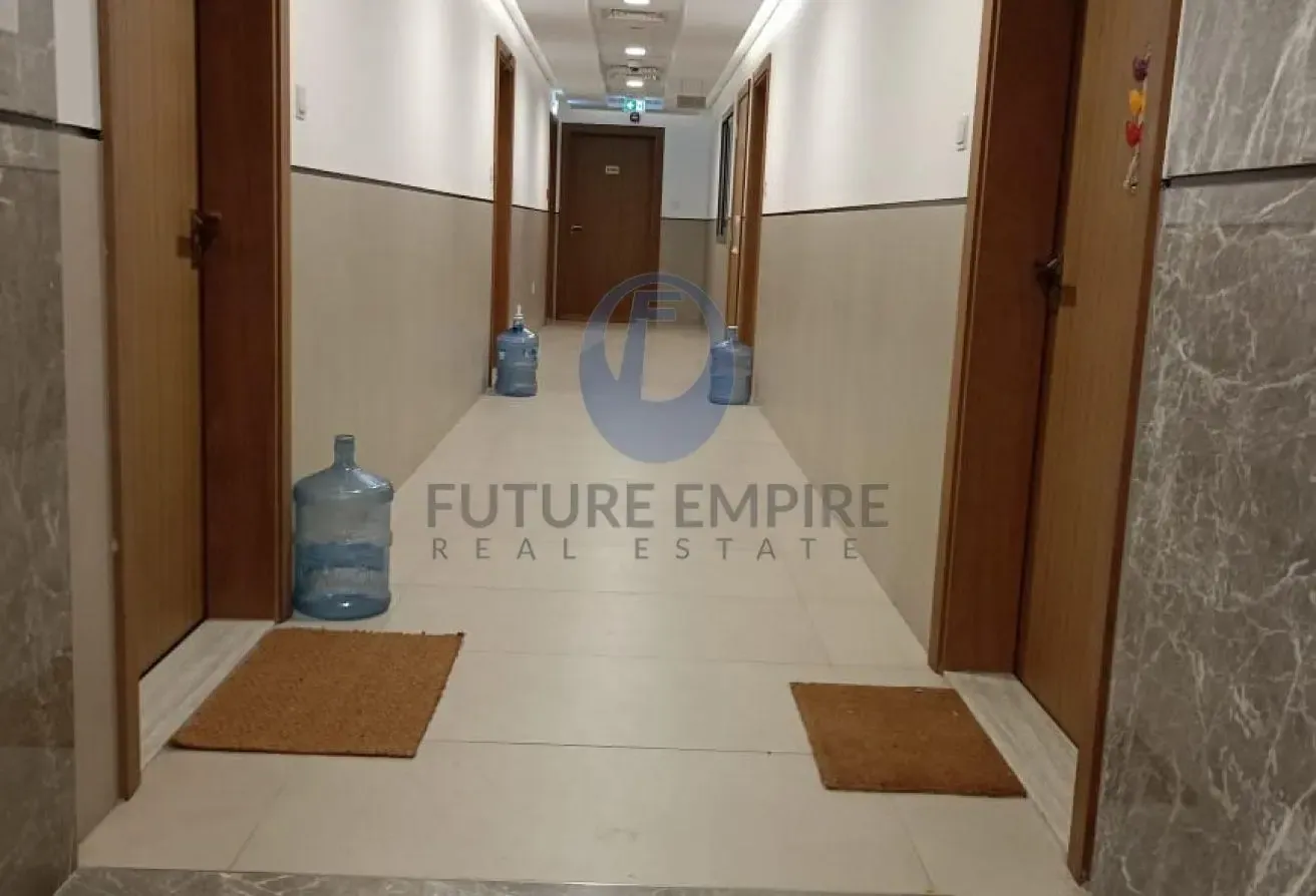2 BR Apartment in Bur Dubai with Shared Pool