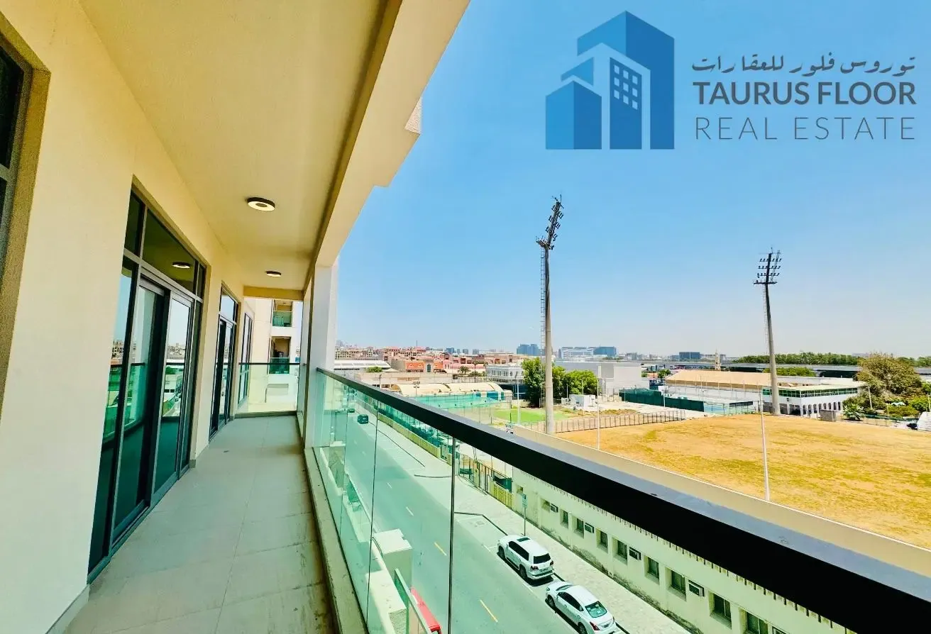 LUXURY LIVING 2BHK APT || GYM,POOL, PARKING|| OPT