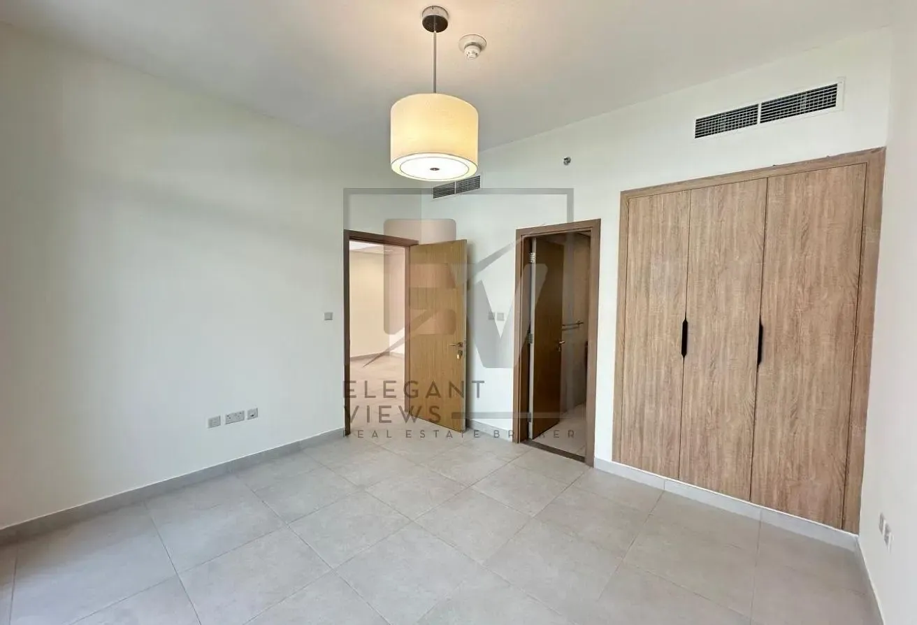 Contemporary 1BR Apartment | Excellent Amenities