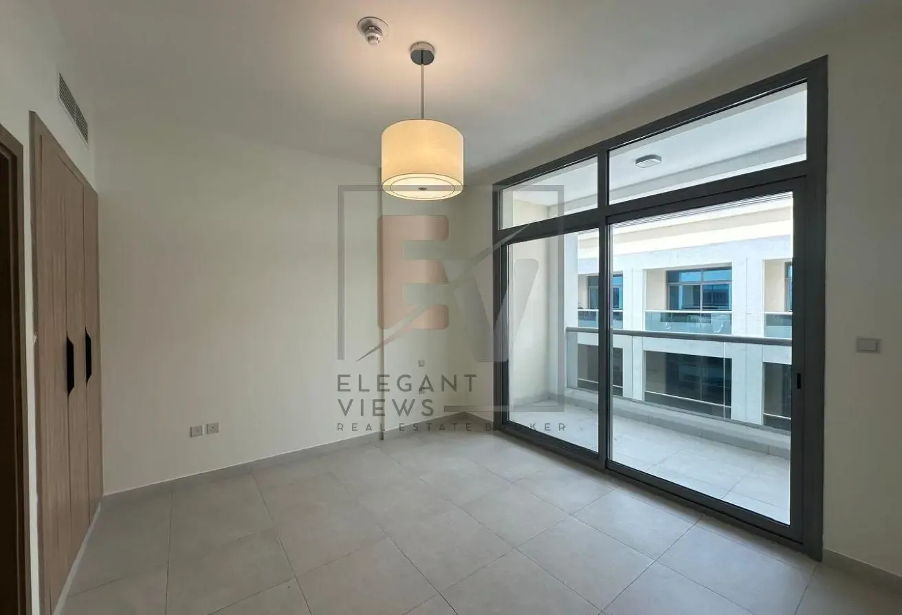 Contemporary 1BR Apartment | Excellent Amenities