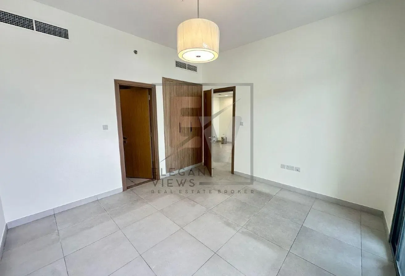 Stylish 1BR | Spacious Layout | Prime Dubai Living