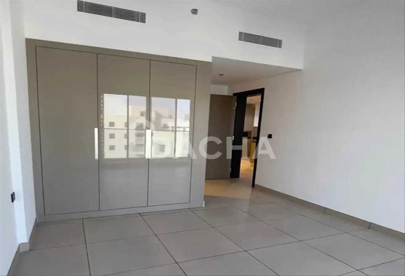 Spacious | Prime Location | Unfurnished