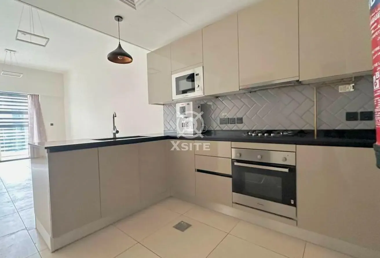 Vacant Unit  | 1 BR + Store | Pool View
