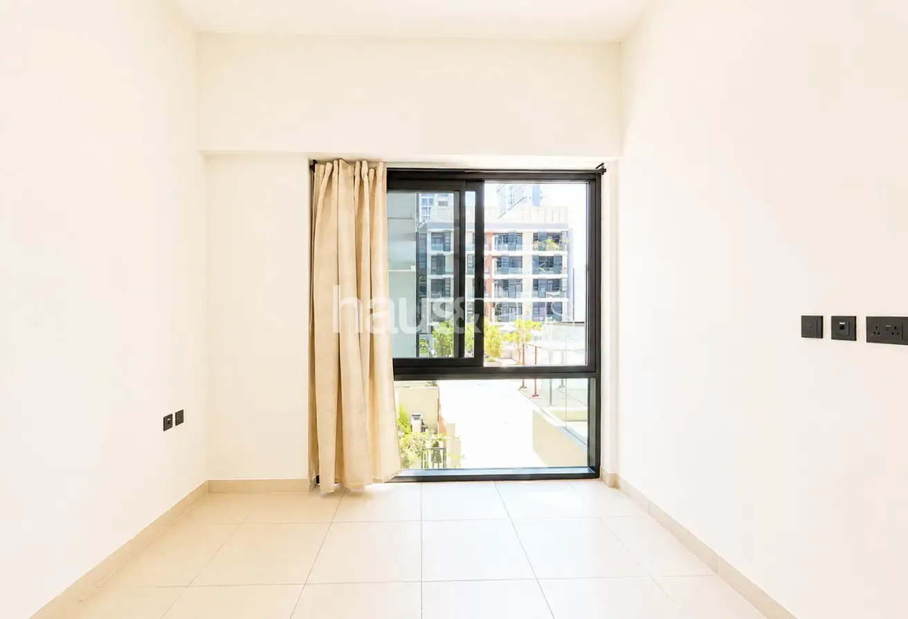 Best Offer | Maid's Room | White Goods