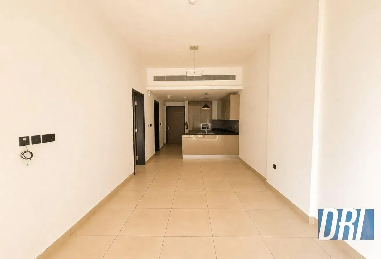 1BR+Study | Vacant | Near to Exit | Fully kitchen