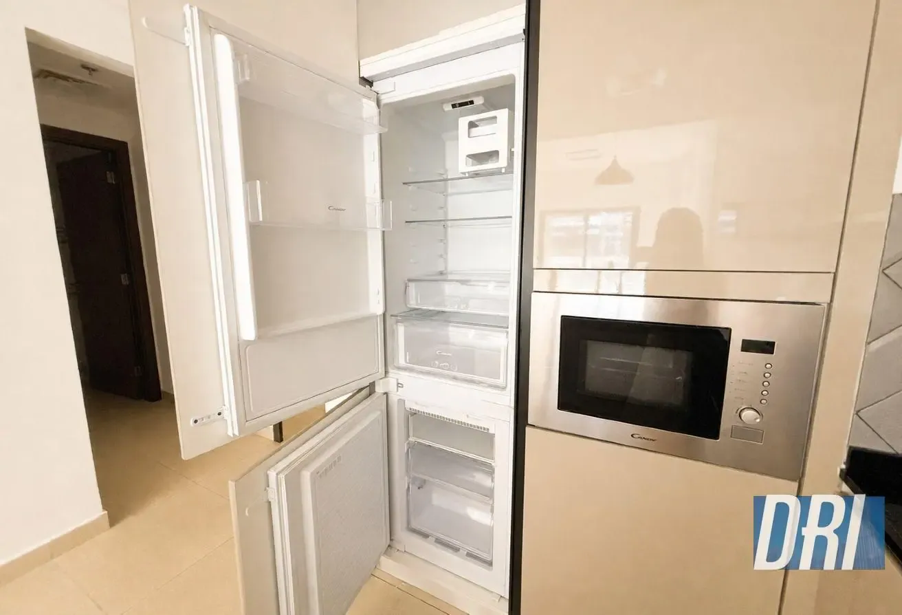 1BR+Study | Vacant | Near to Exit | Fully kitchen