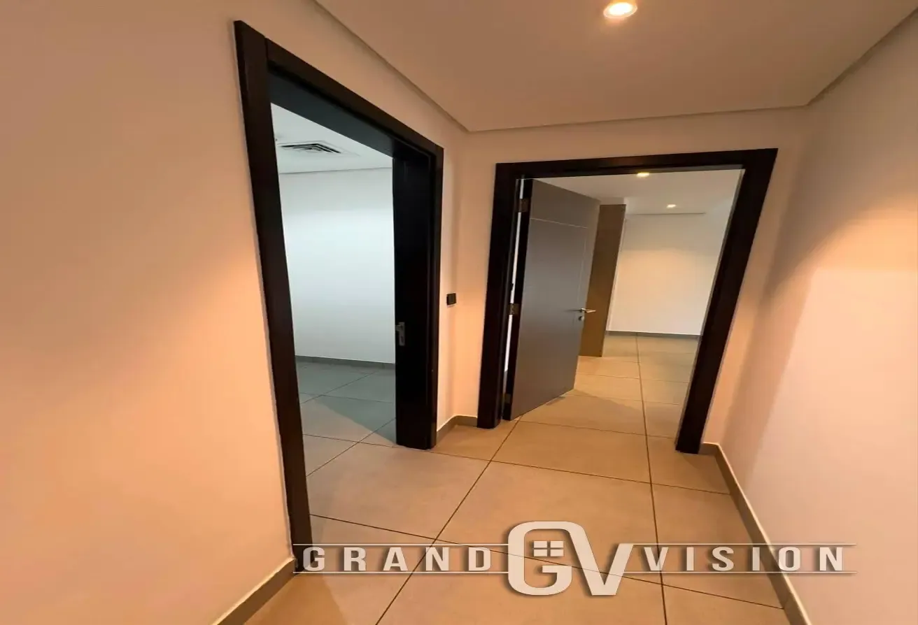 Bright & Contemporary Apartment I Well-Maintained Apartment