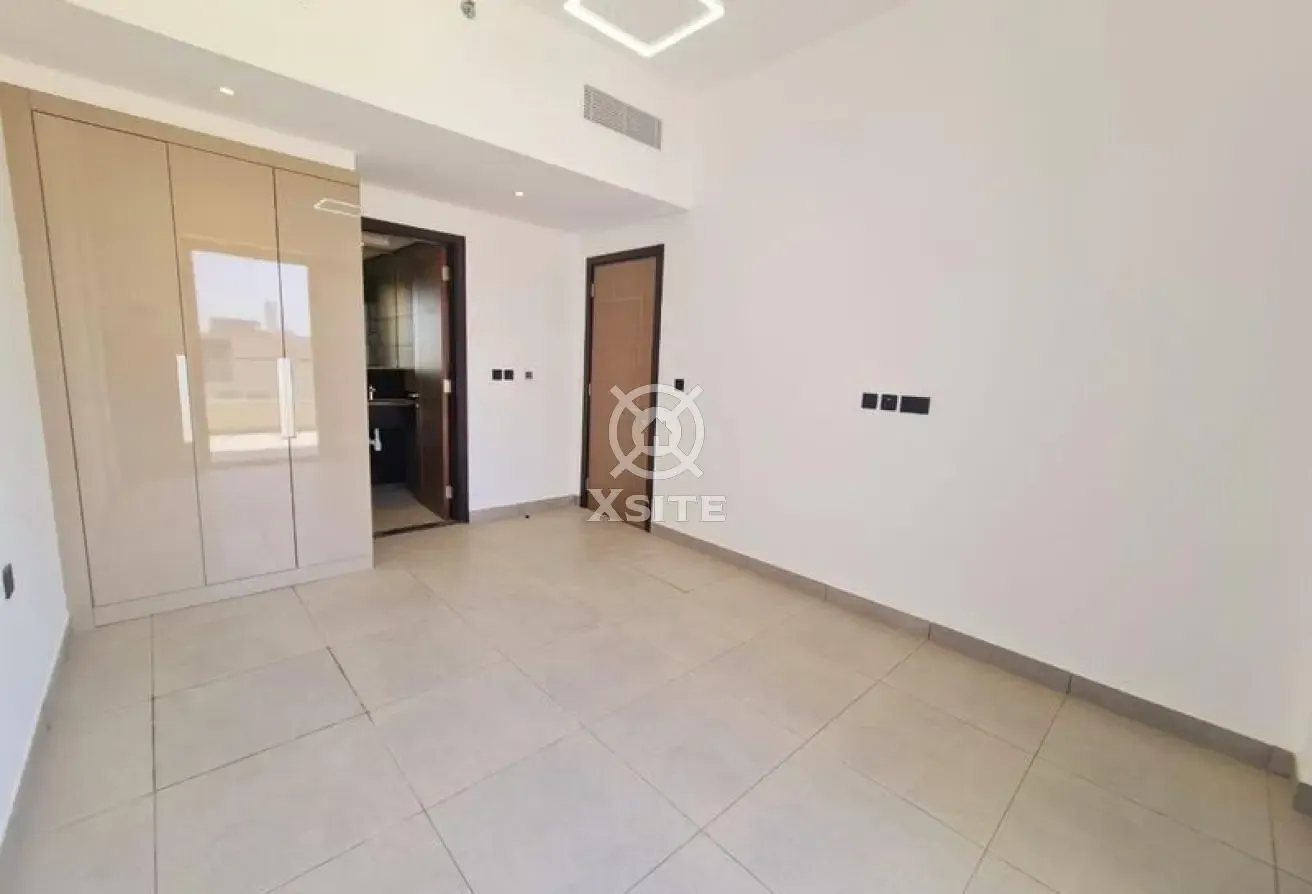 Lavish 2 BR | Unfurnished | Great Location