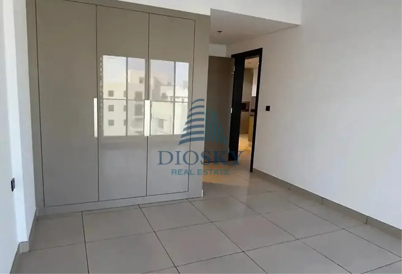 1BHK + Maid's Room | Spacious | Prime Location