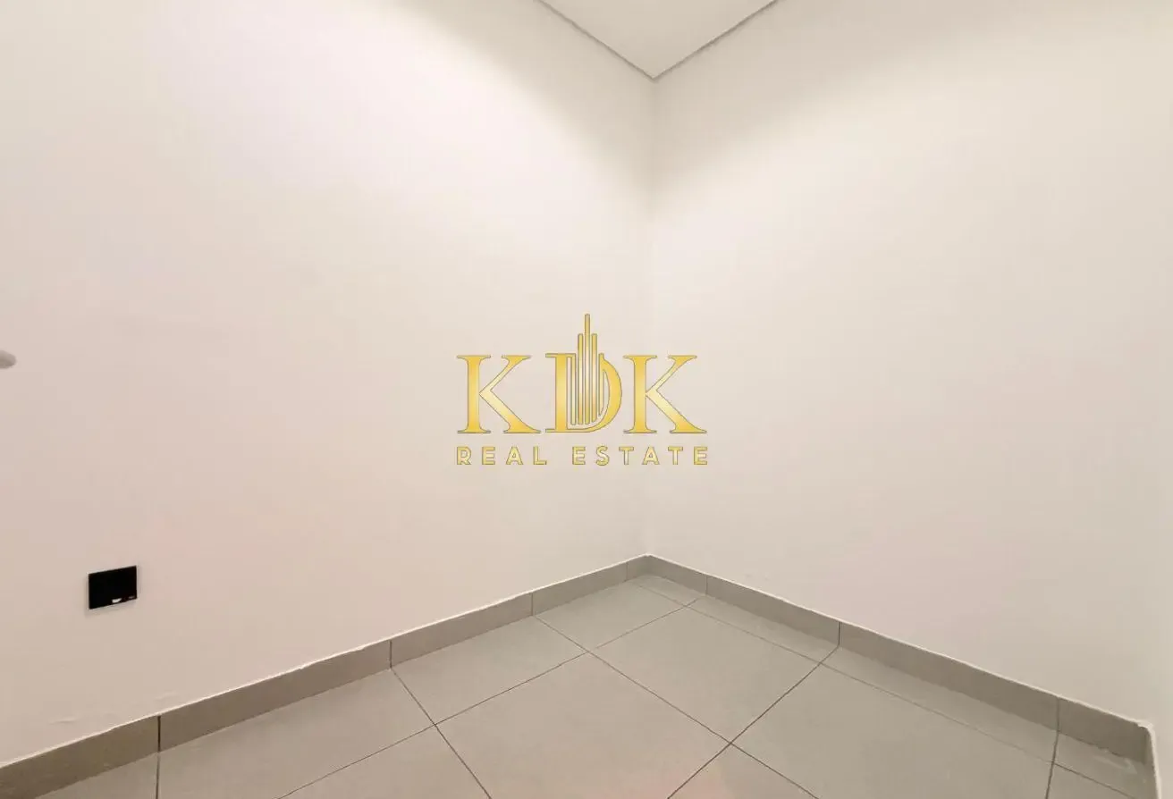 2BHK + Study | Ready to Move in | Community View