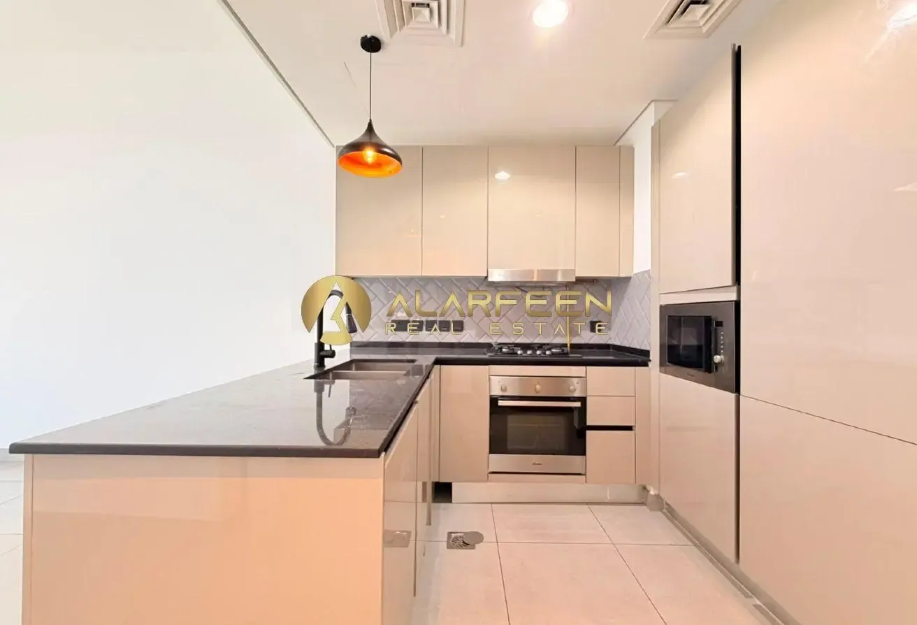 Modern 2BR + Study | Spacious | Book Now