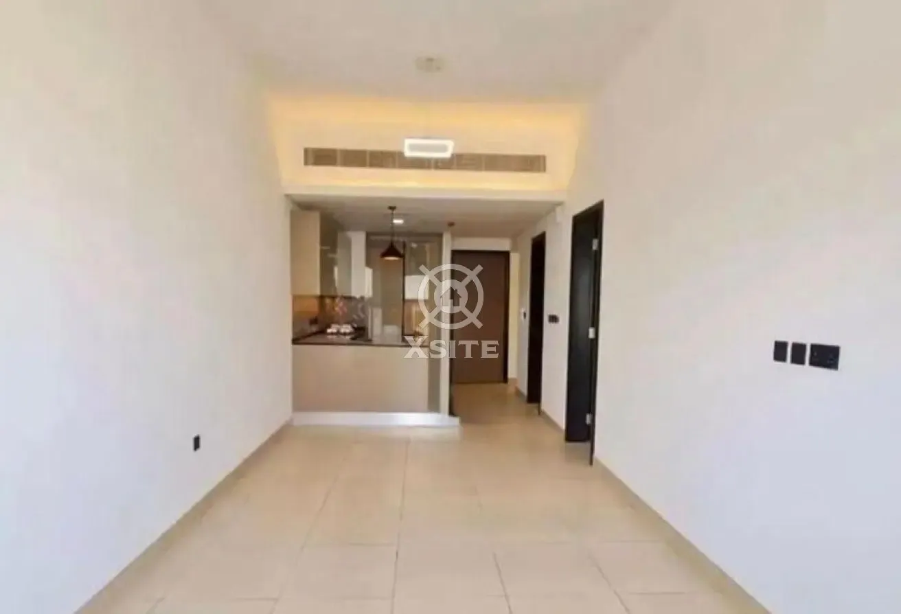 Unfurnished 1 BR + Maid|Kitchen Appliances|Vacant