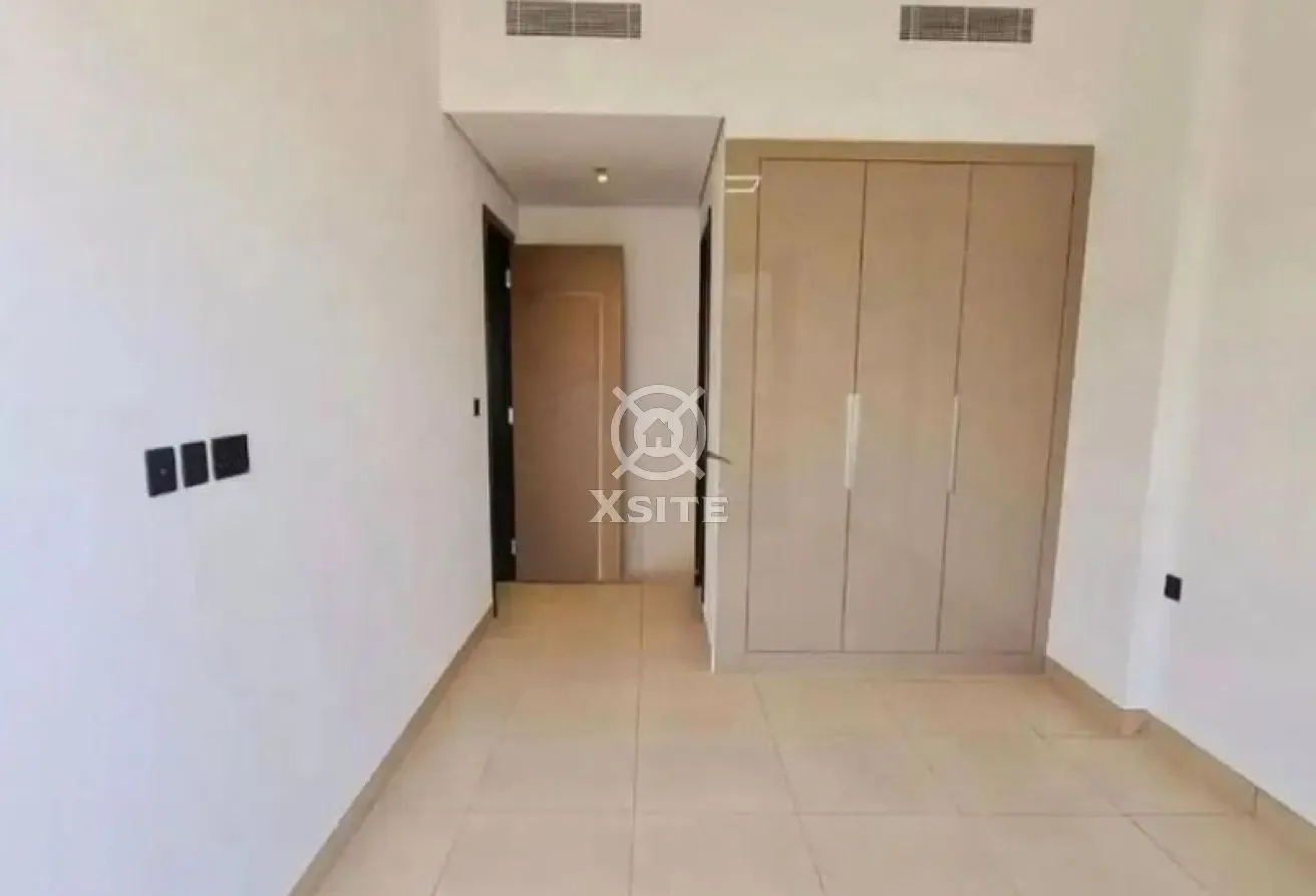 Unfurnished 1 BR + Maid|Kitchen Appliances|Vacant