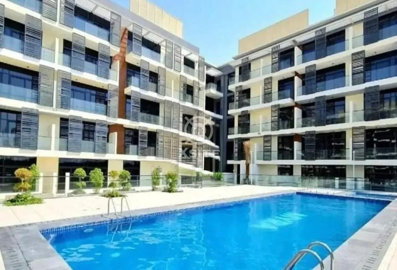 Unfurnished 1 BR + Maid|Kitchen Appliances|Vacant