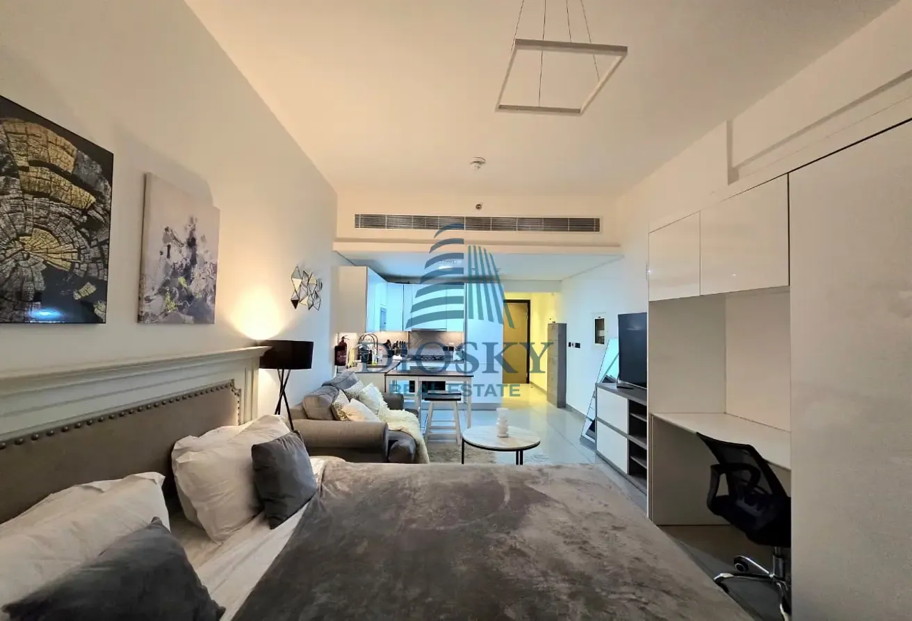 fully Furnished|Prime Location|12 Chqs With Bills