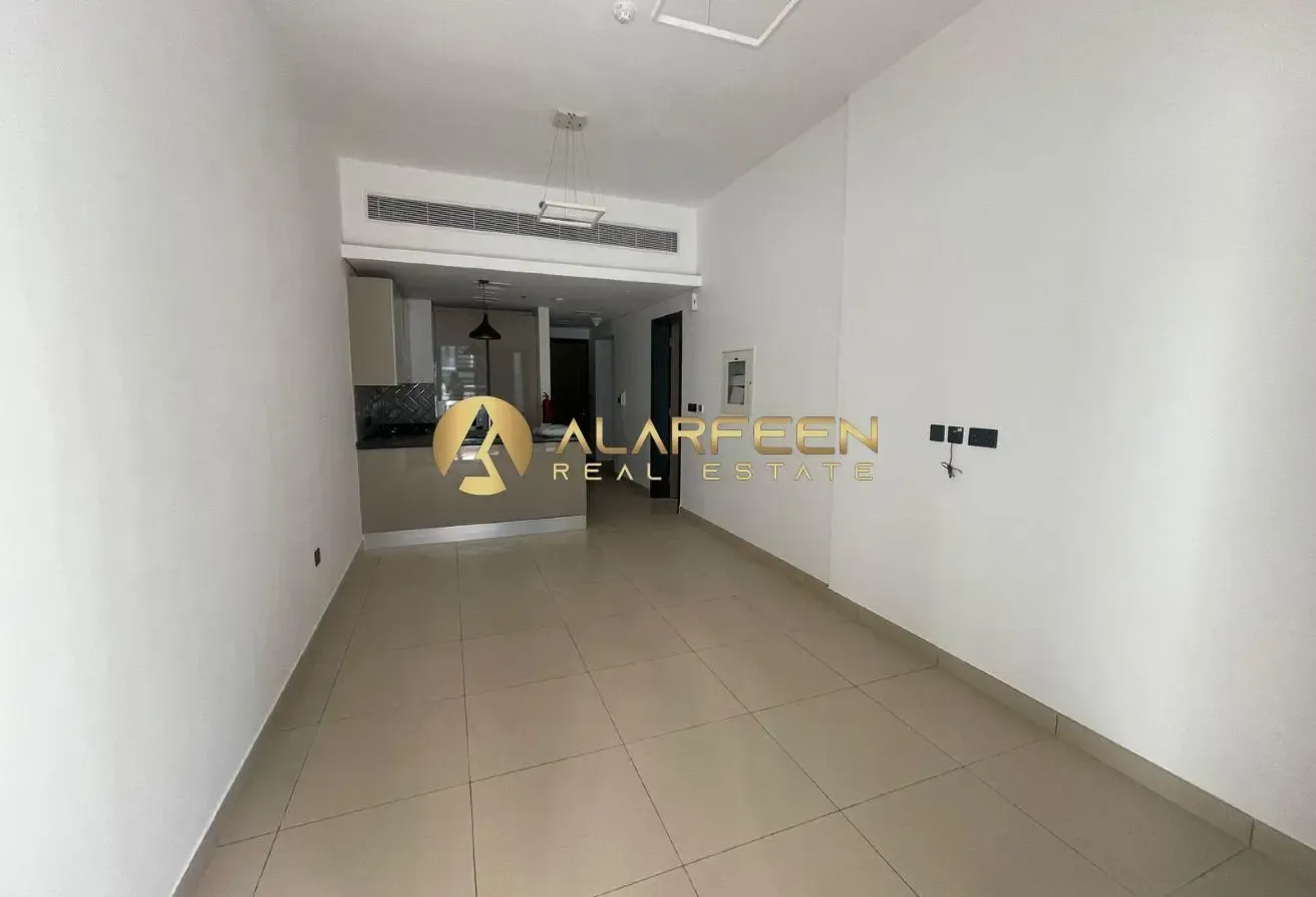 1Br+maid | Spacious and Bright | Pool View