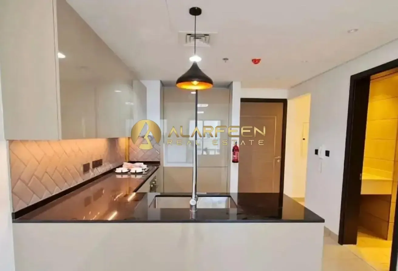 1Br+maid | Spacious and Bright | Pool View