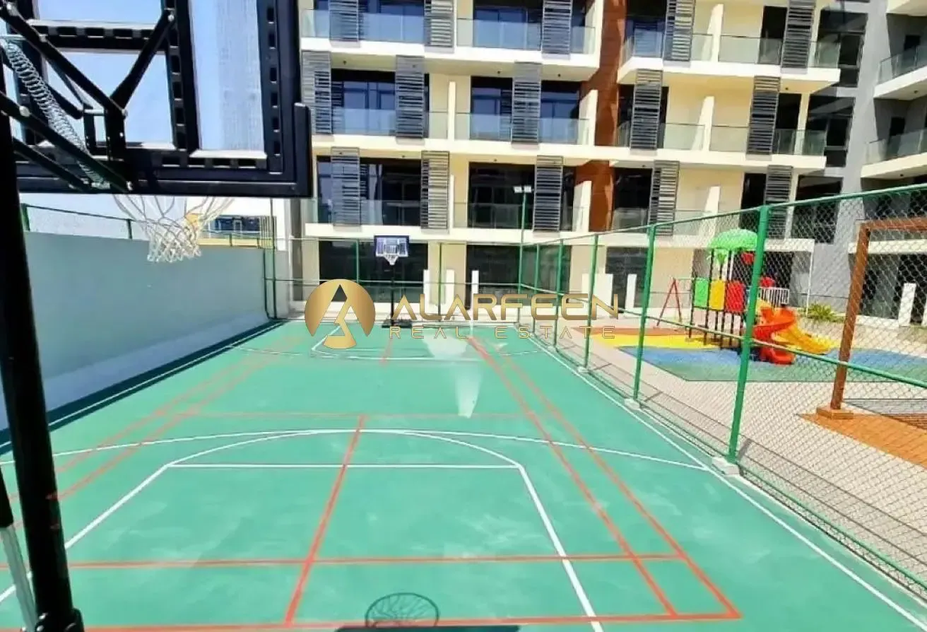 1Br+maid | Spacious and Bright | Pool View