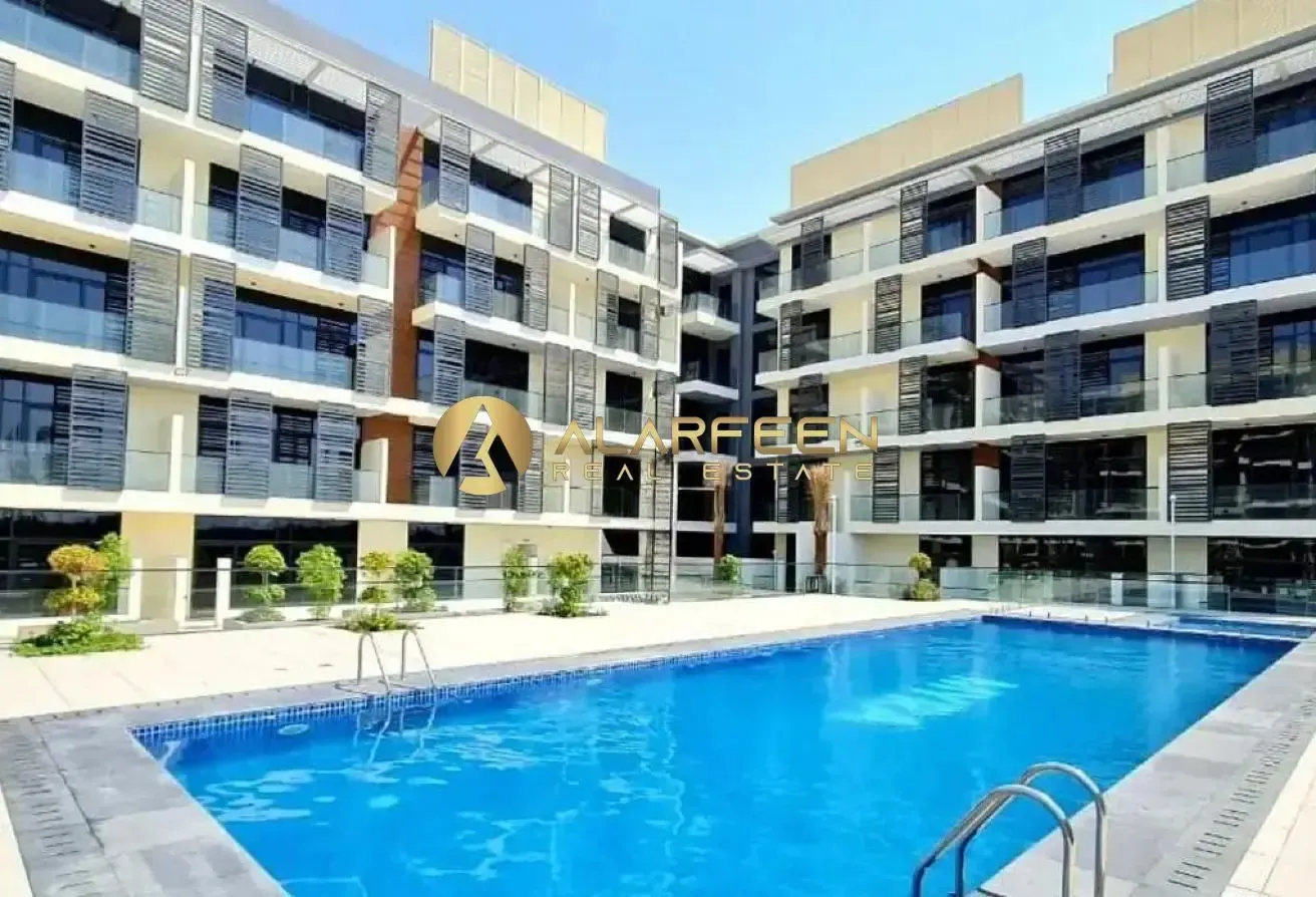 1Br+maid | Spacious and Bright | Pool View