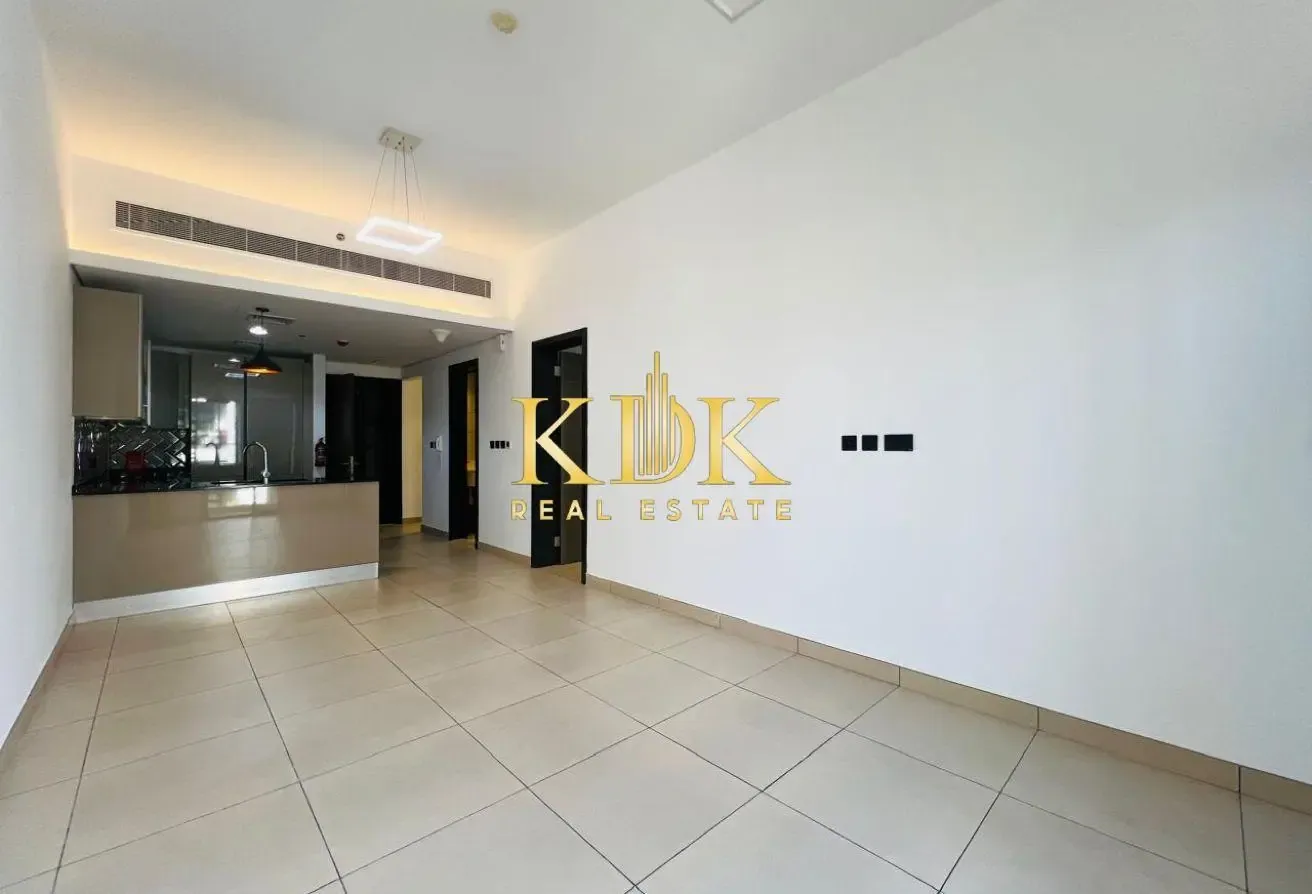 1BHK + Maid | Unfurnished | Prime Location