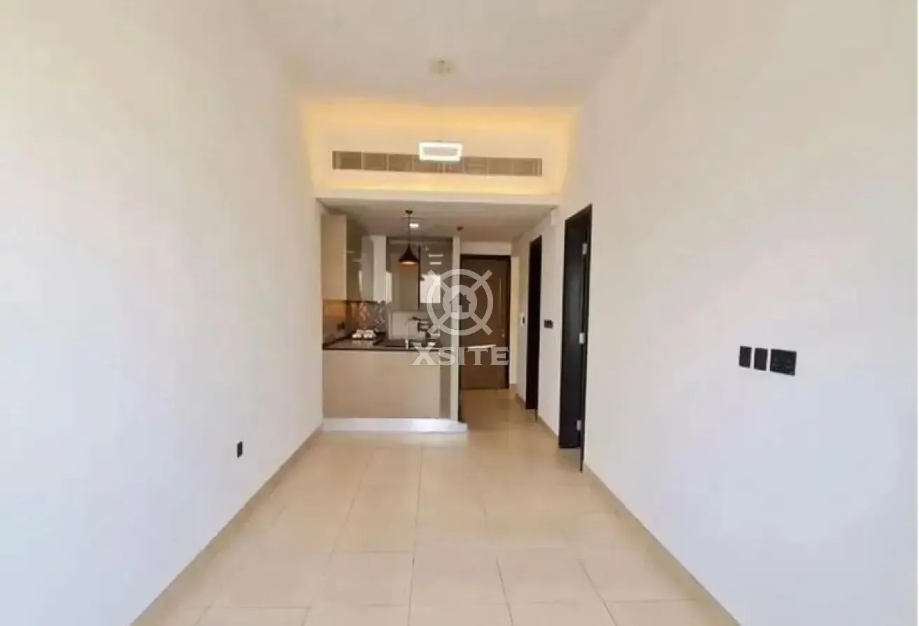 Classy 1 BR + Study | Unfurnished | Ready to Move