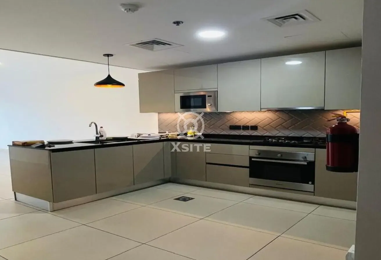 Classy 1 BR + Study | Unfurnished | Ready to Move