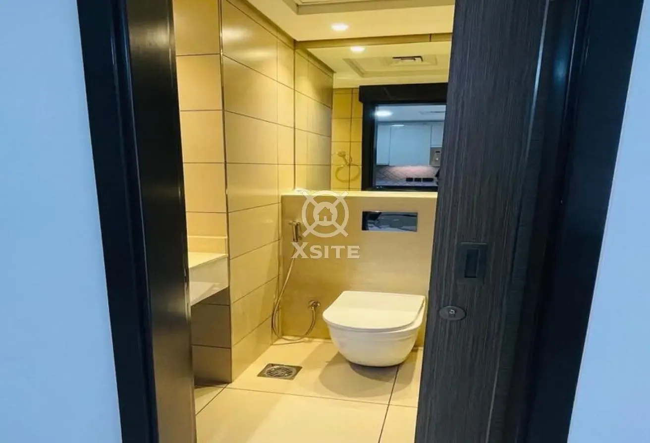 Classy 1 BR + Study | Unfurnished | Ready to Move