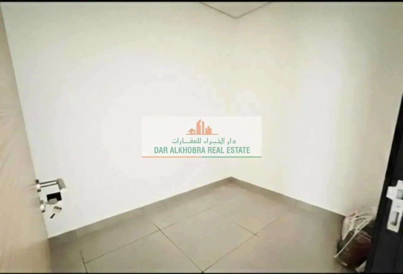 Vacant | Unfurnished |Best Price