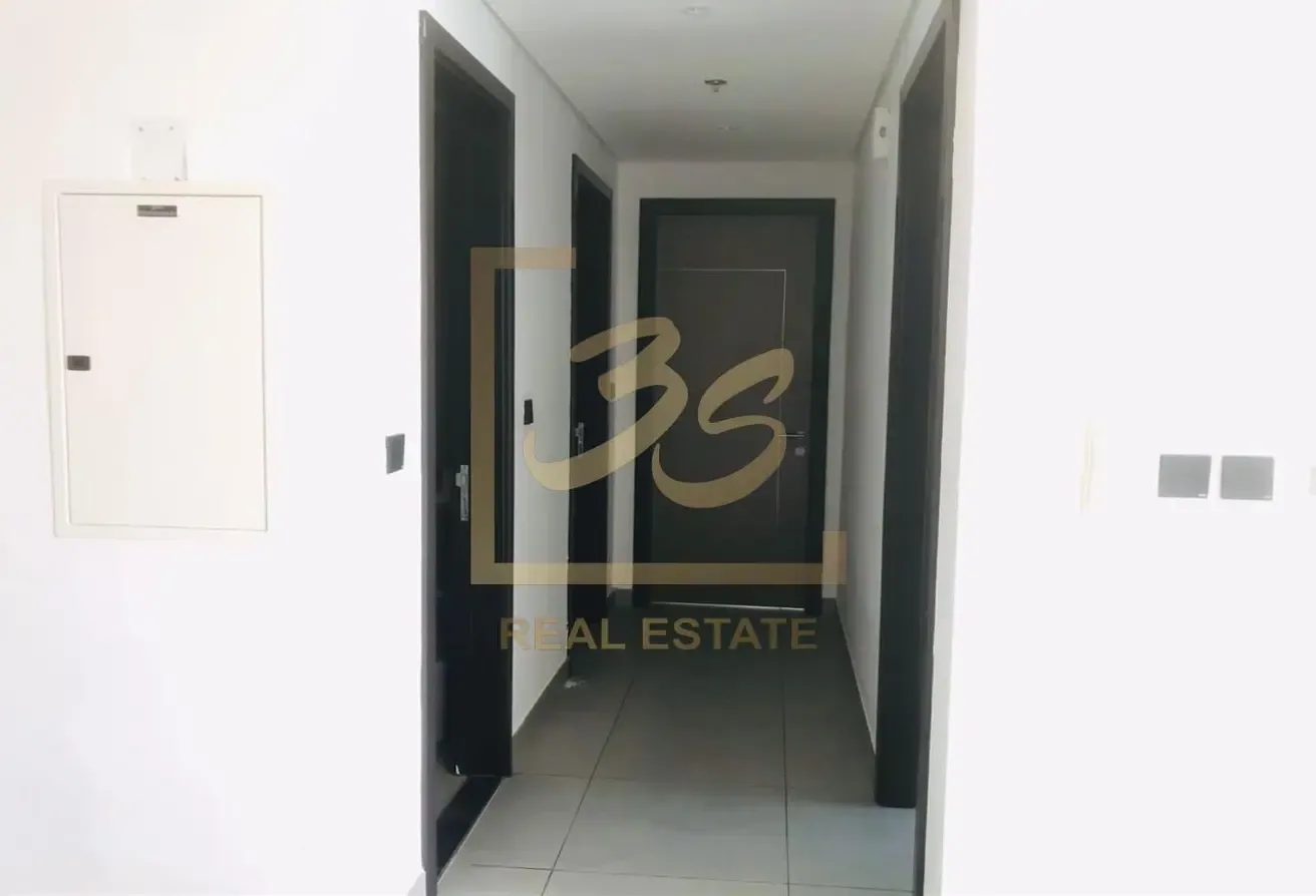 2BR APARTMENT | SPACIOUS LAYOUT | PRIME LOCATION