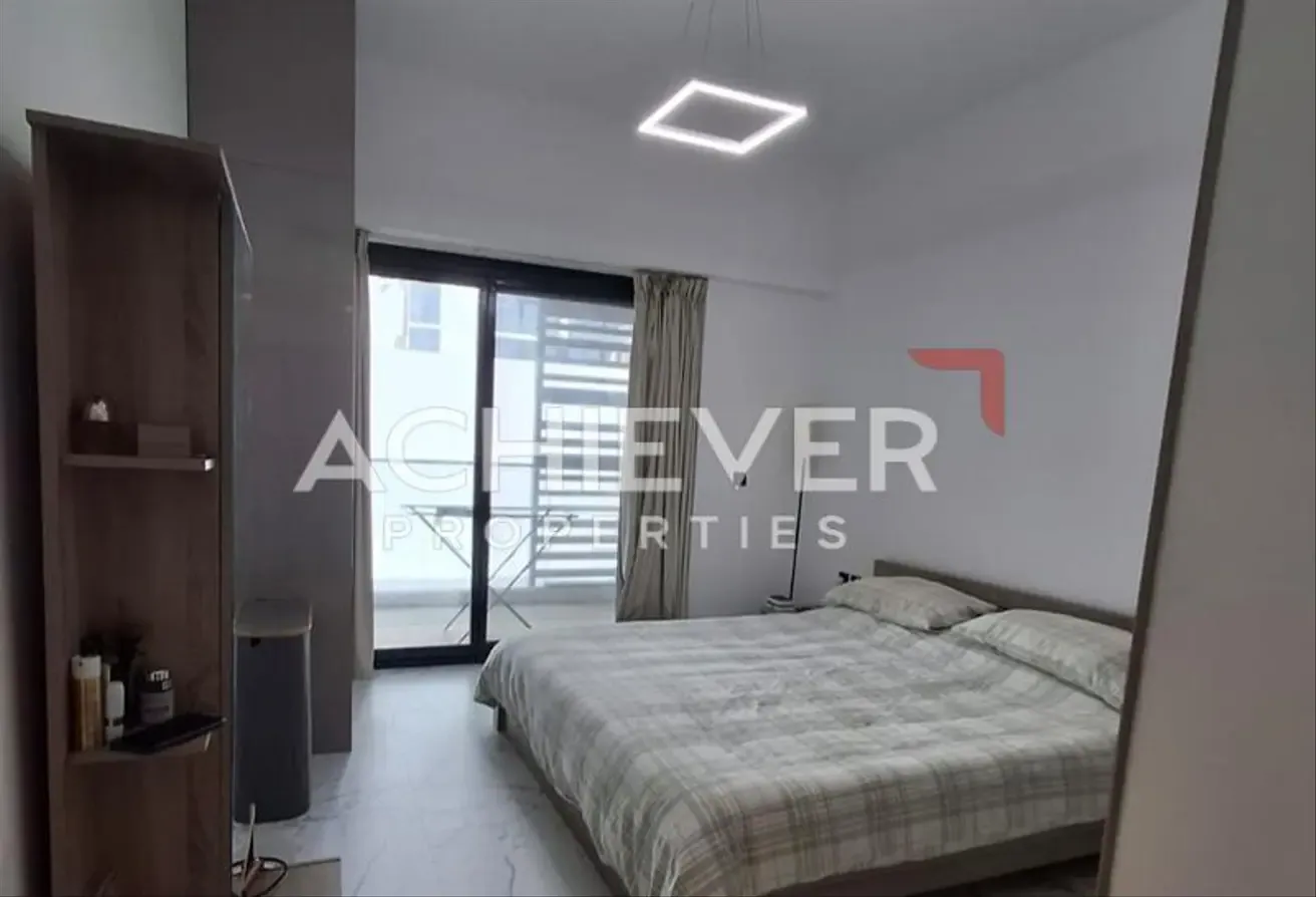 Modern 1 BR + Study | Pool View | Ready to Move-in