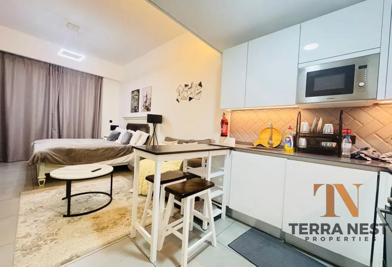 ALL BILLS INCLUSIVE | NEAR EXIT | 12 CHQ | Modern