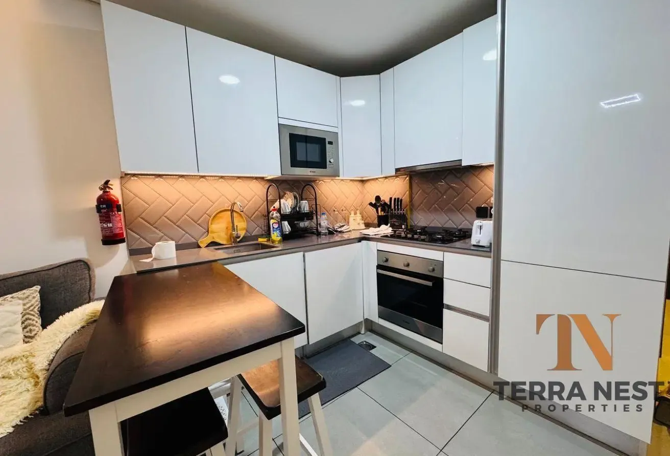 ALL BILLS INCLUSIVE | NEAR EXIT | 12 CHQ | Modern