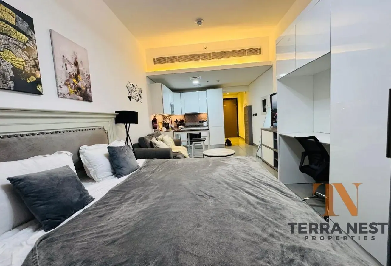 ALL BILLS INCLUSIVE | NEAR EXIT | 12 CHQ | Modern