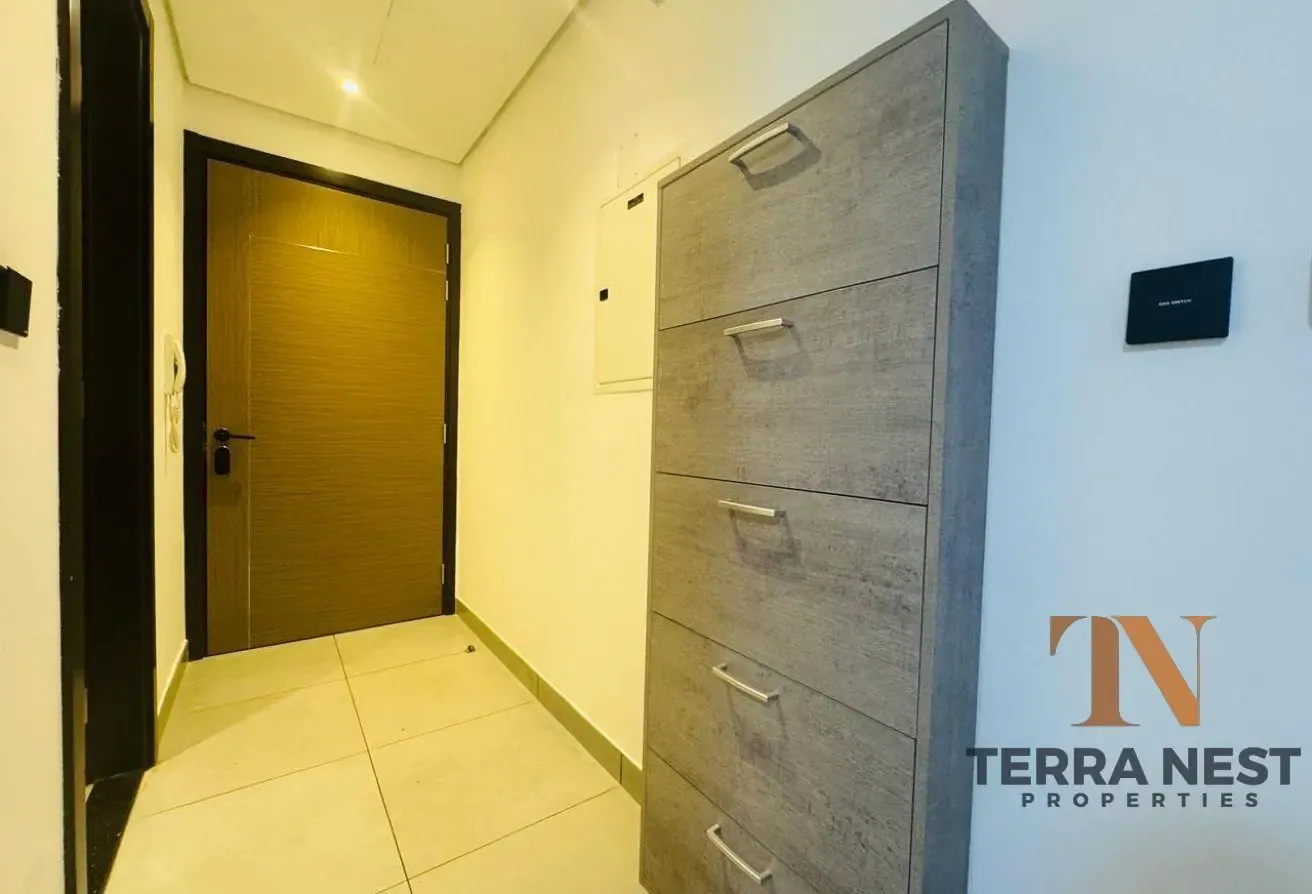 ALL BILLS INCLUSIVE | NEAR EXIT | 12 CHQ | Modern