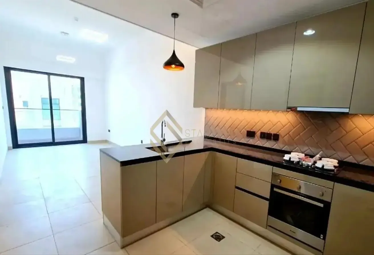 Prime Unit |Study, Open View | Excellent Condition
