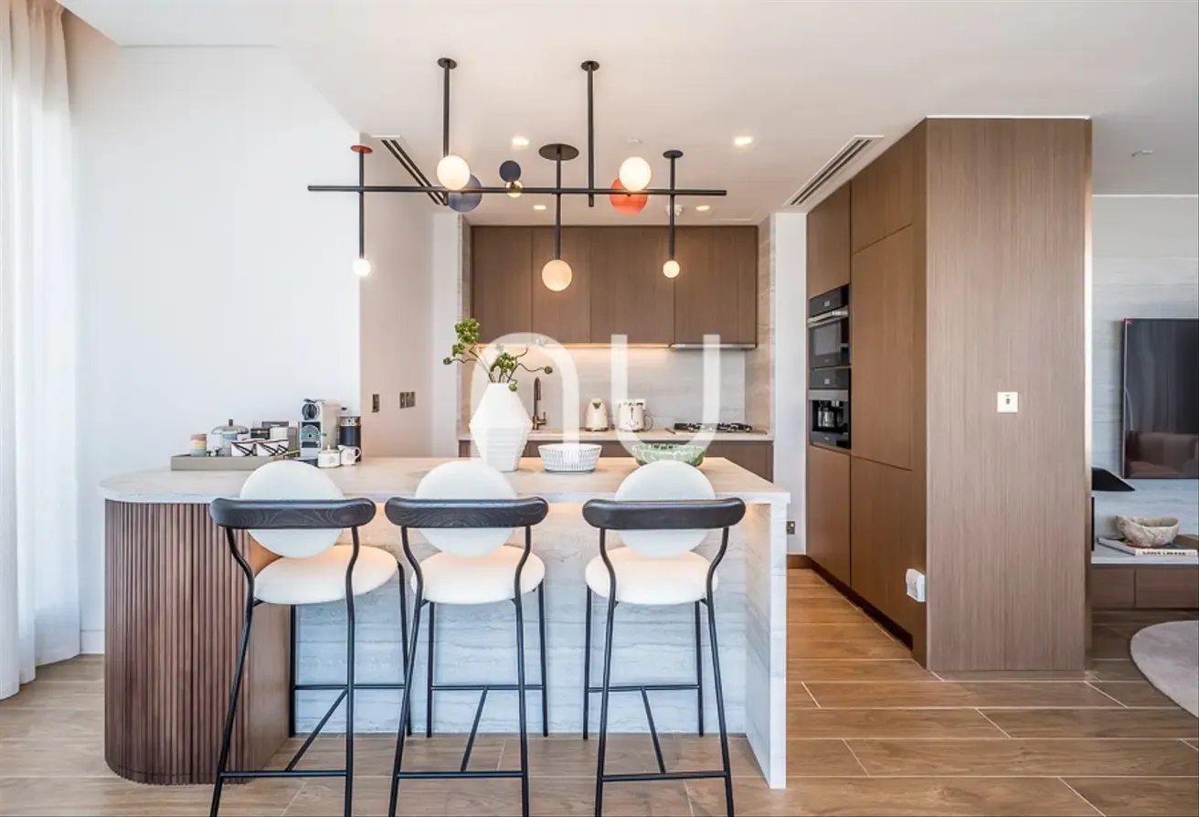 Luxurious | Fully Upgraded | Stylishly Furnished