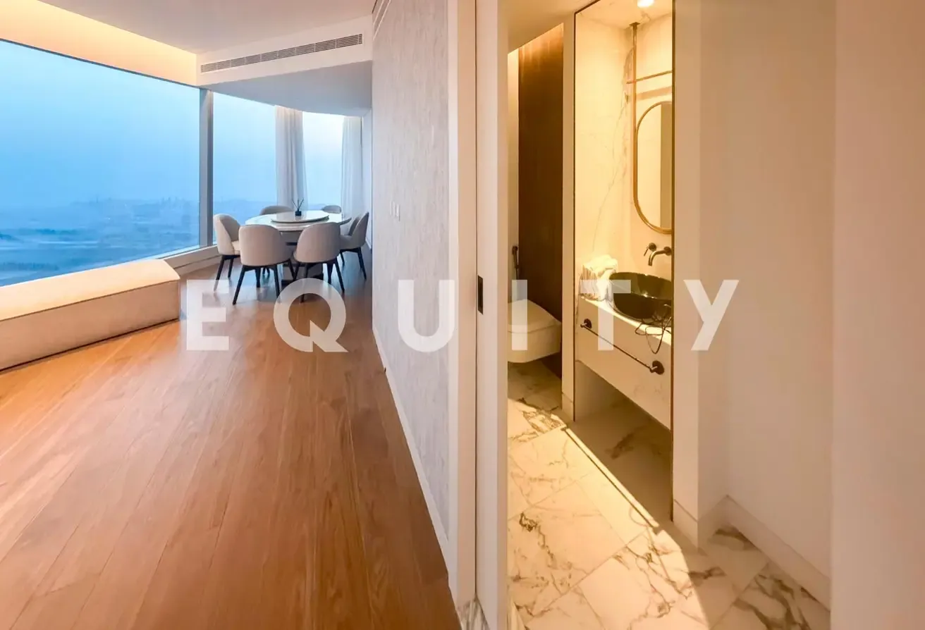 Vacant Now | Corner Unit | Fully Furnished