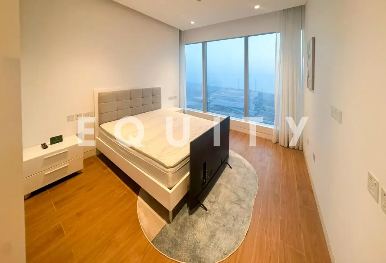 Vacant Now | Corner Unit | Fully Furnished