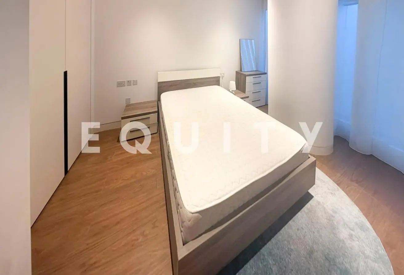 Vacant Now | Corner Unit | Fully Furnished