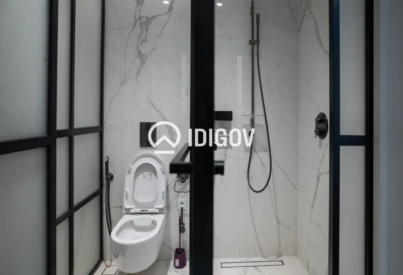 Vacant | Modern 2-Bedroom | Fully Furnished