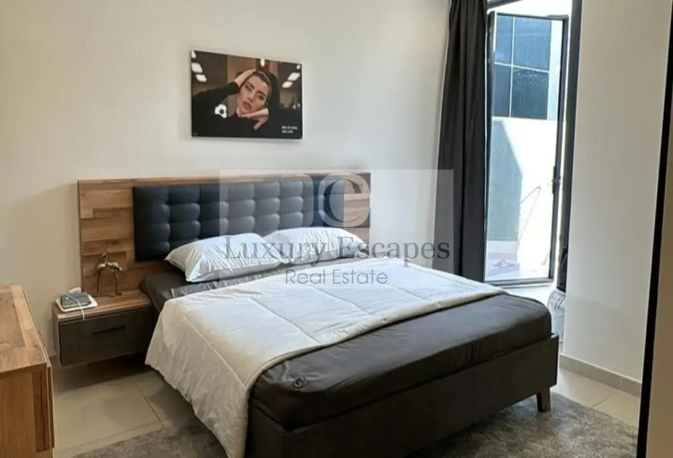 2BR + Study | Pool View | Fully Furnished