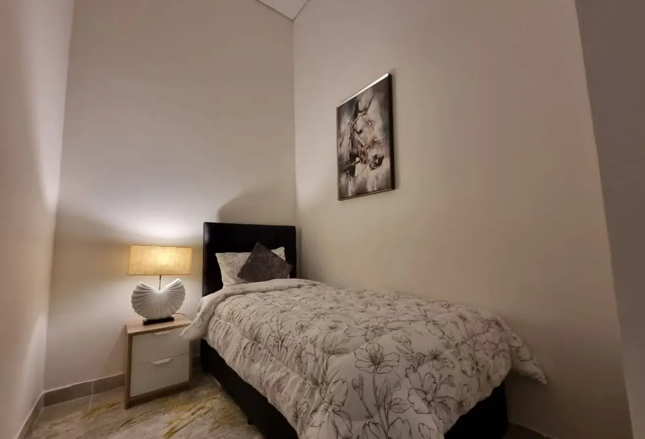 Bills Included | 12 Cheques | Luxury 1BR + STUDY