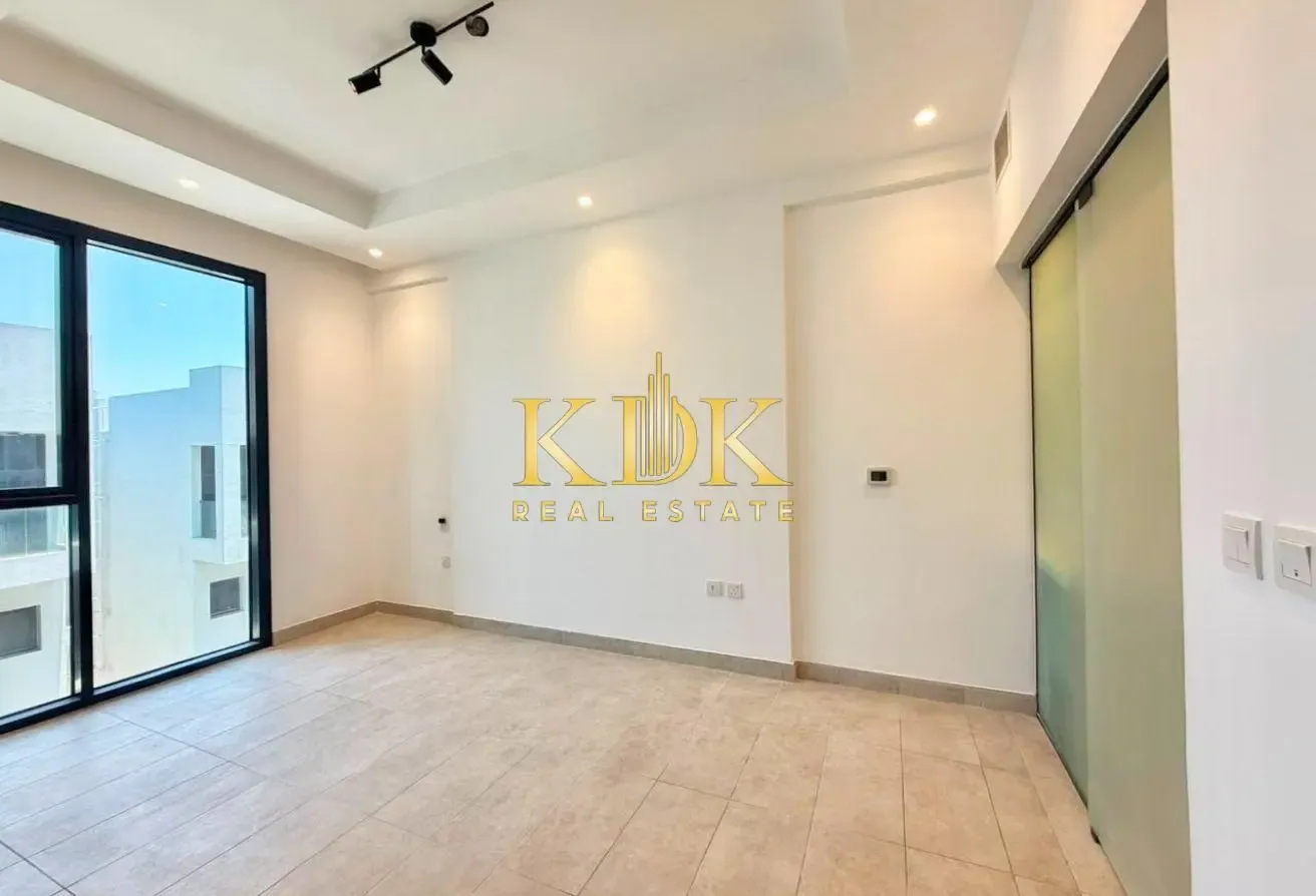 1 BR + Storage | Big Layout | 12 Cheques